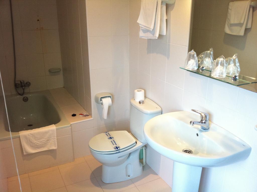 Don Hotel Cangas do Morrazo Phòng bức ảnh